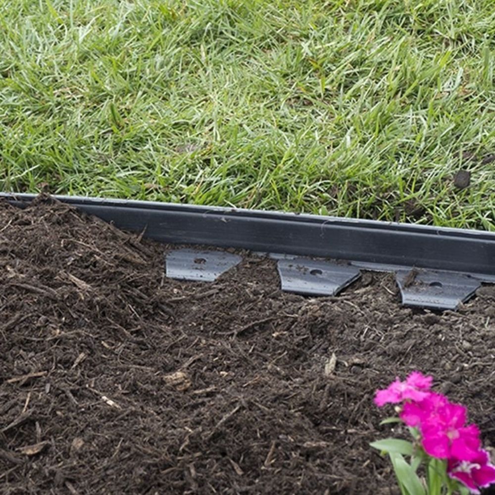 Plastic Lawn Edging - 5cm Face Height (per m): image 3