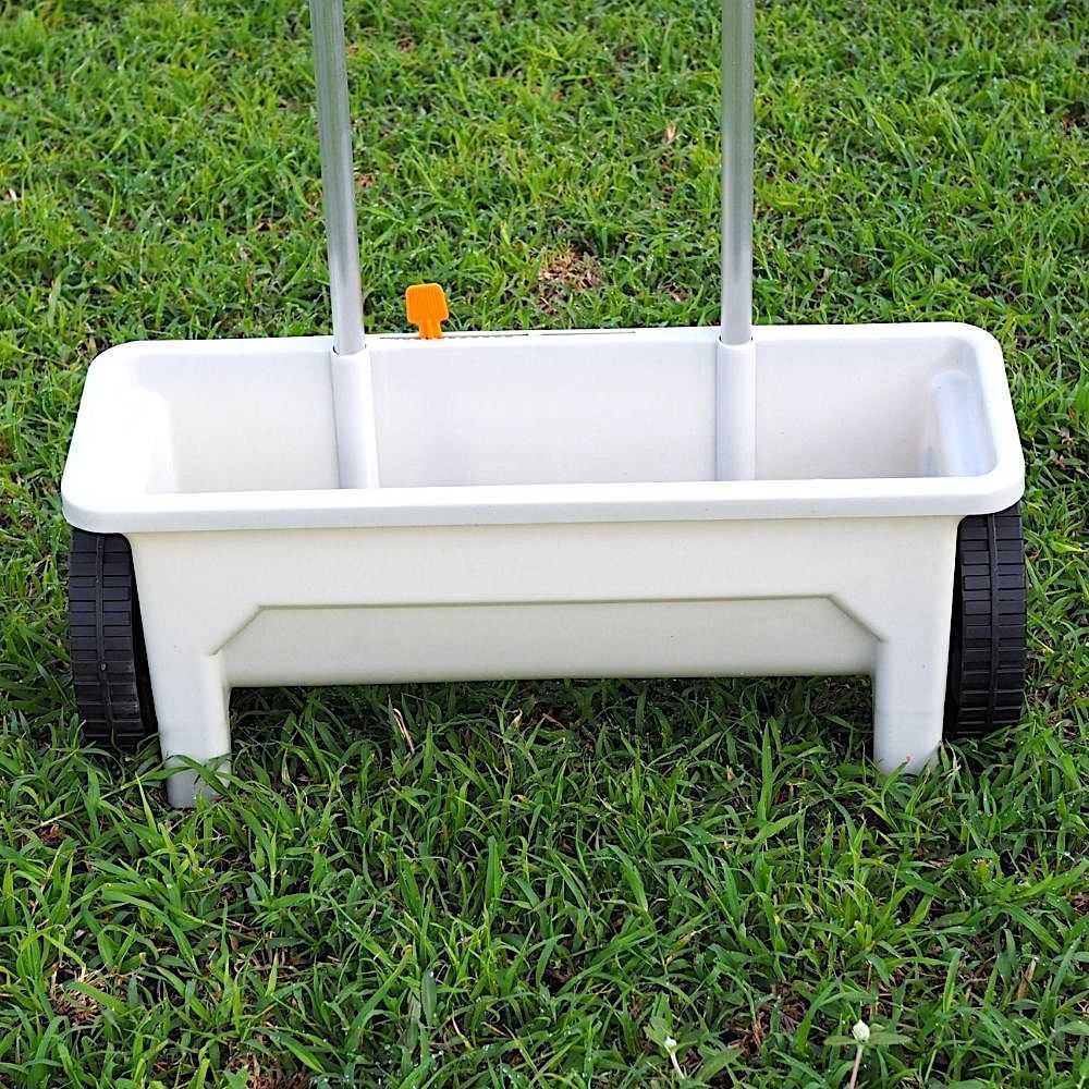 Seed Spreader: image 2