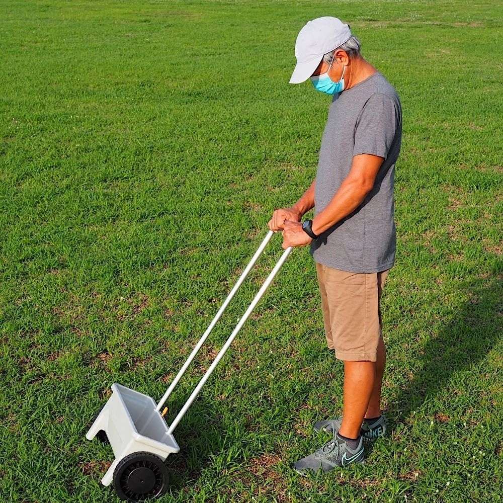 Seed Spreader: image 6